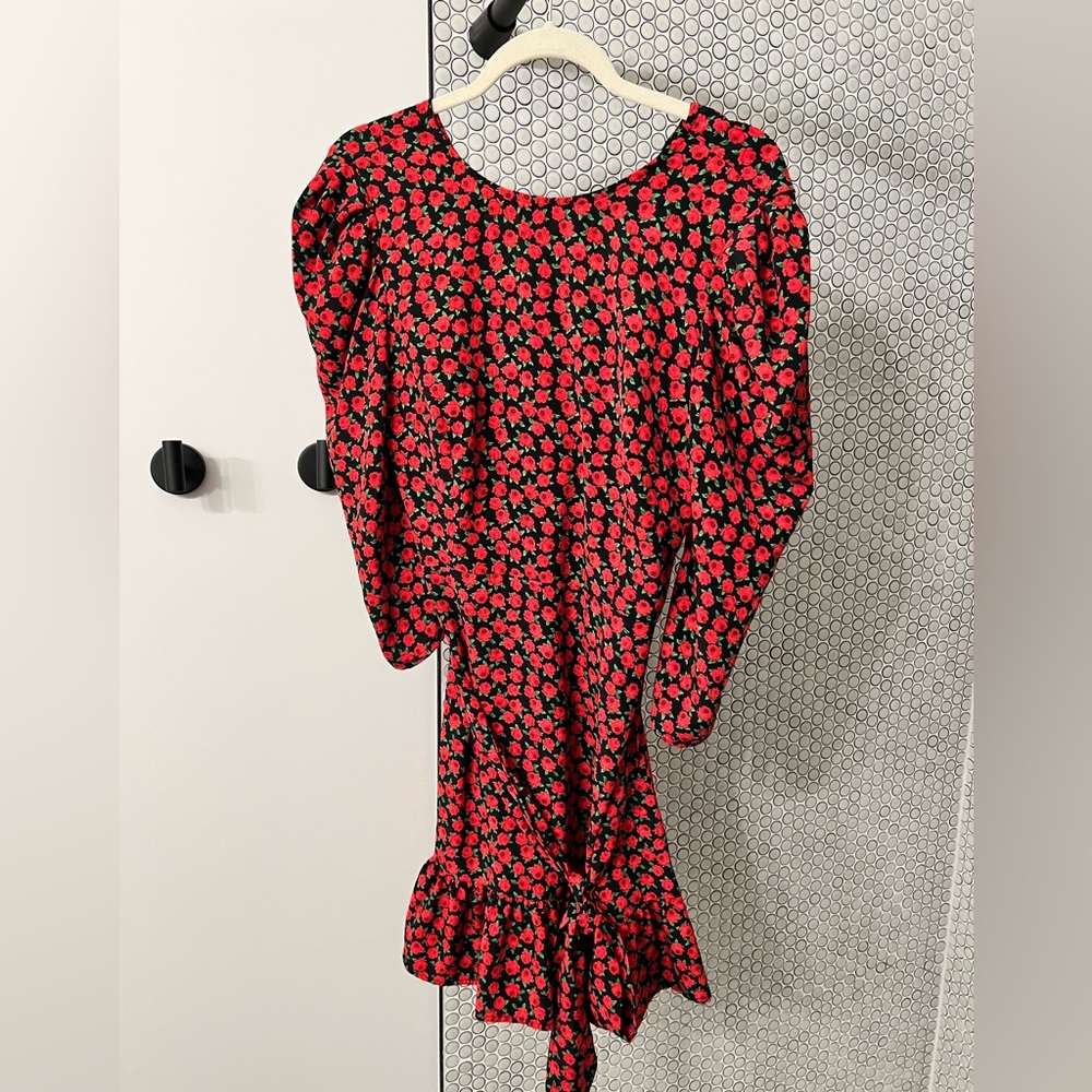 Romantic Topshop rose print long sleeved mini dress. Never worn!